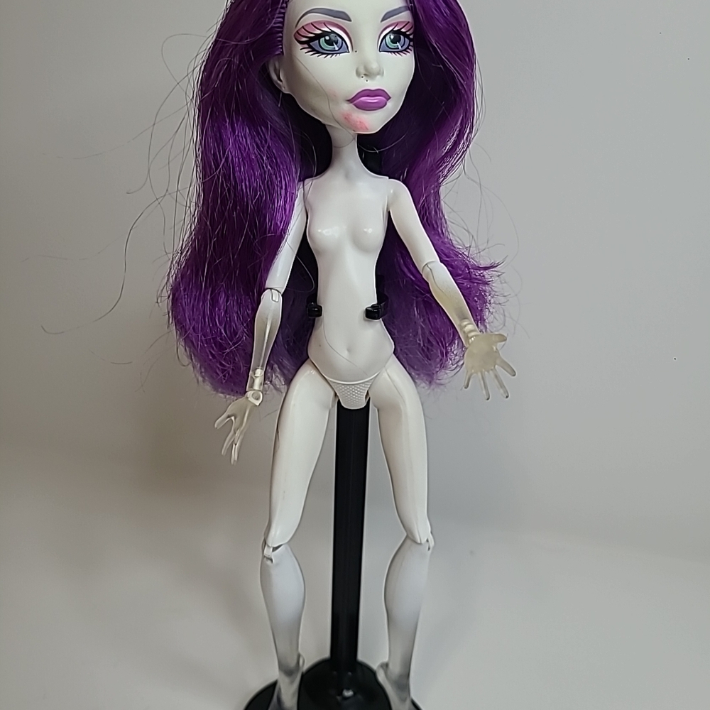 Monster High Spectra Vondergeist